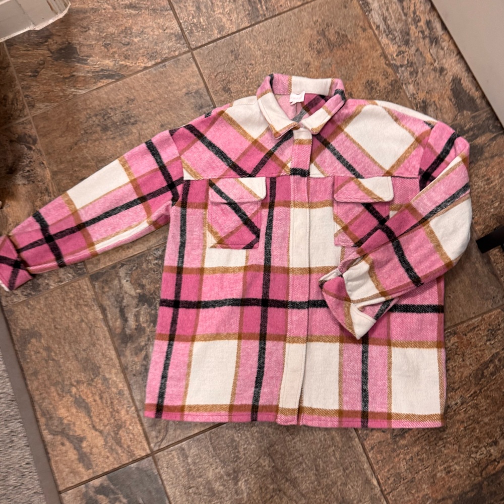 entro Pink Shacket
